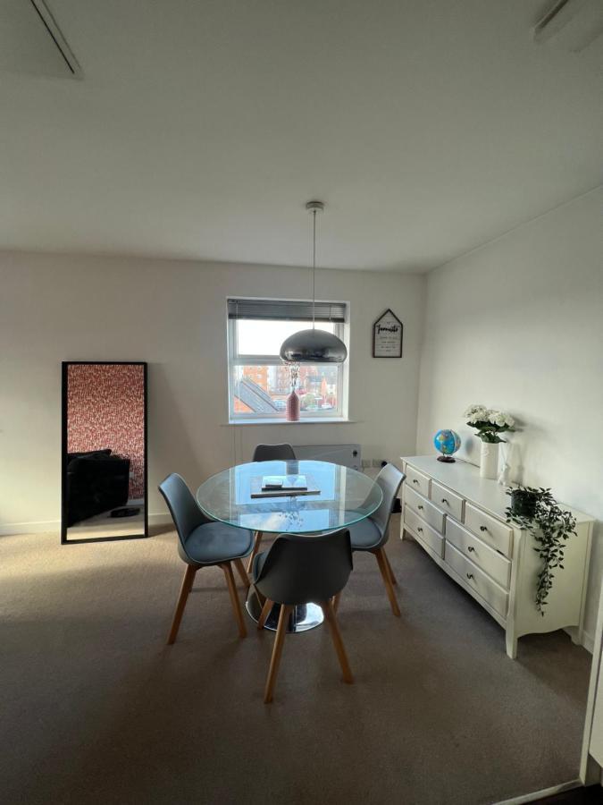 Apartment In Greater Manchester Exterior photo